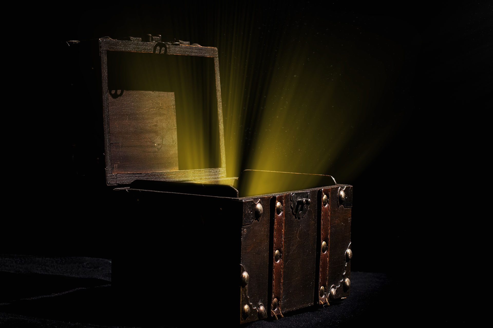 treasure chest open